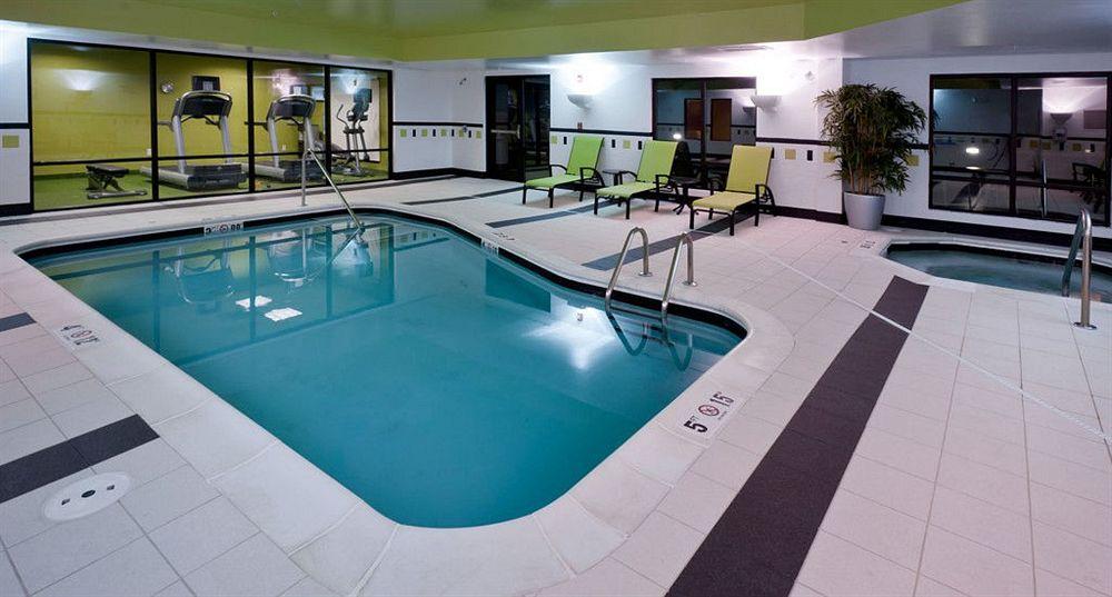 Fairfield Inn & Suites By Marriott Matthews Charlotte Exterior photo