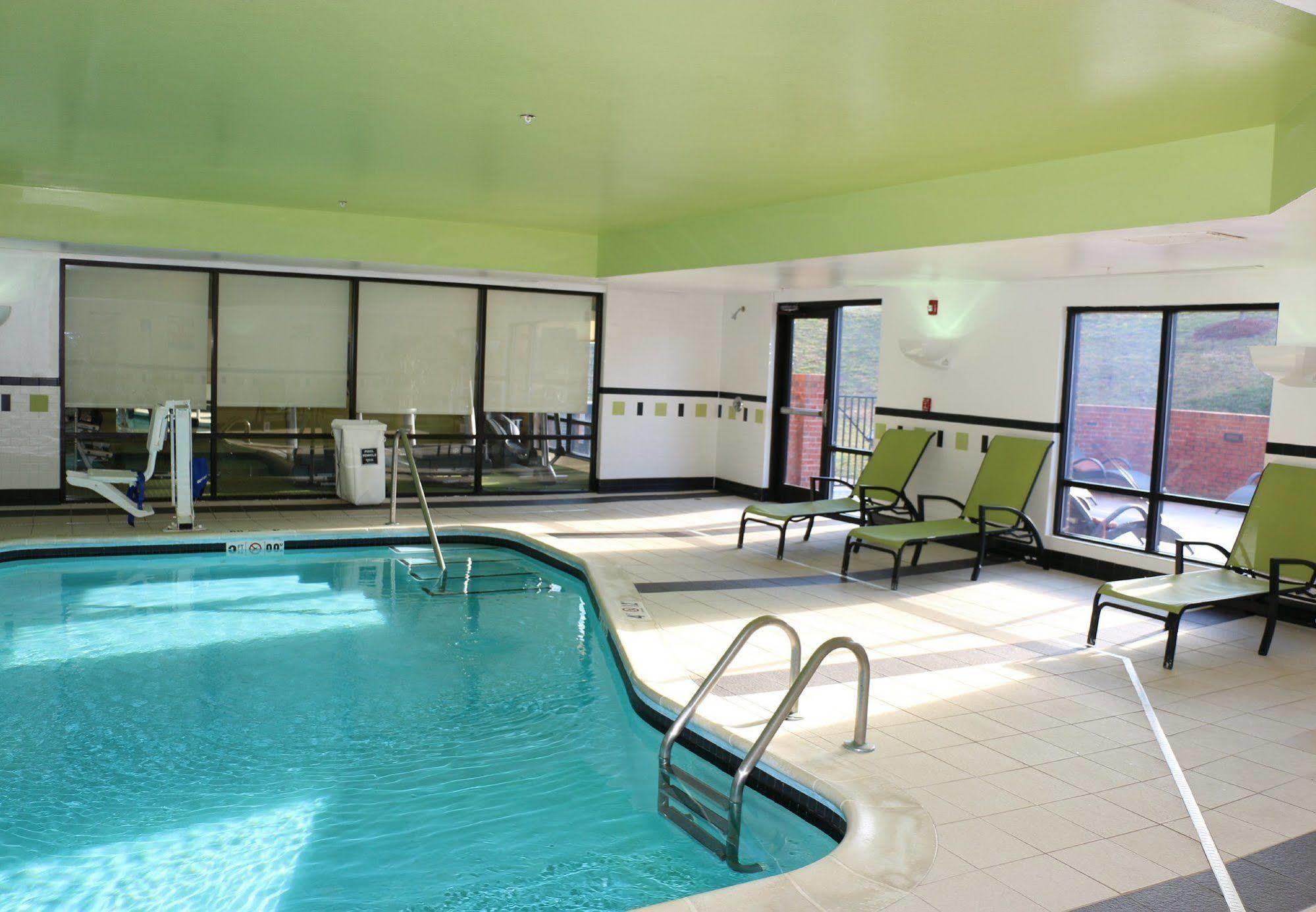Fairfield Inn & Suites By Marriott Matthews Charlotte Exterior photo